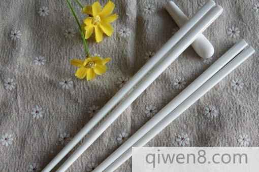 中国古代为什么放弃刀叉,改用筷子?