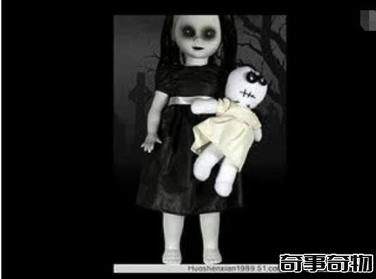 禁曲奶奶背着洋娃娃 比妹妹背着洋娃娃更恐怖 歌词故事