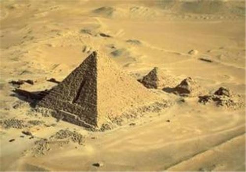 细数埃及金字塔里面有什么未解之谜